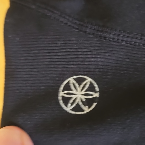 Gaiam Yoga Pants - Picture 4 of 4